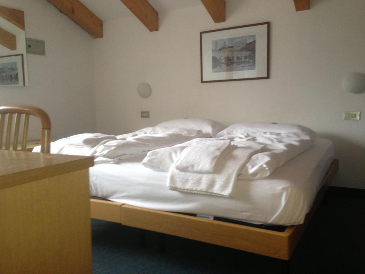 Hotel Olisamir Cavedago Eksteriør bilde